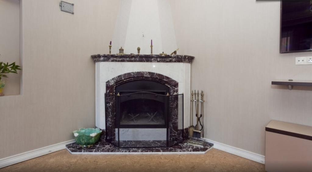 Санкт-Петербург: Меблированные комнаты Room With Fireplace