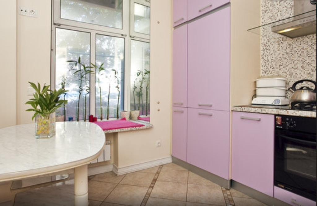 Санкт-Петербург: Меблированные комнаты Room With Fireplace
