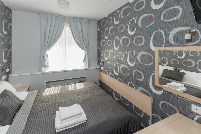 Санкт-Петербург: Sky Hotel