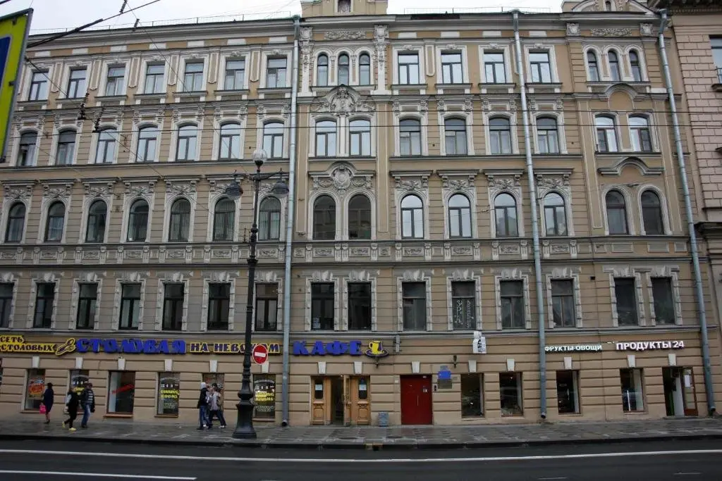 Санкт-Петербург: RUrentSPB Apartments on Nevsky