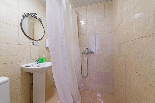 Санкт-Петербург: Samsonov Hotel On Cherniakhovskogo 31