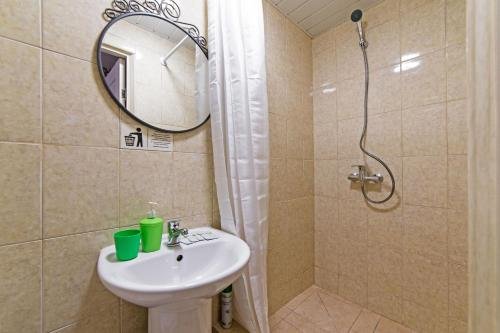 Санкт-Петербург: Samsonov Hotel On Cherniakhovskogo 31