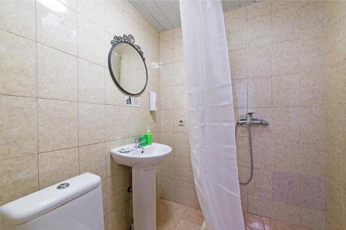 Санкт-Петербург: Samsonov Hotel On Cherniakhovskogo 31