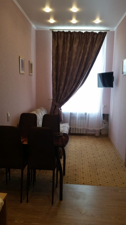 Санкт-Петербург: Меблированные комнаты Сердце Питера