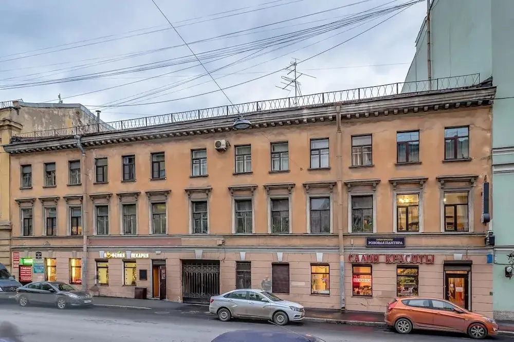 Санкт-Петербург: Sokroma Sofit