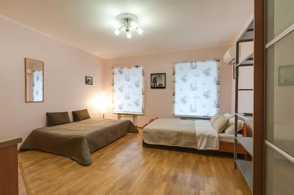 Санкт-Петербург: Studio Nevskiy 127