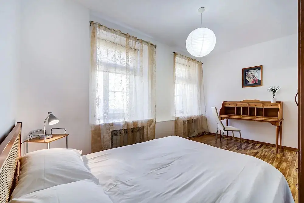 Санкт-Петербург: Home4day Sunny City Central Flat