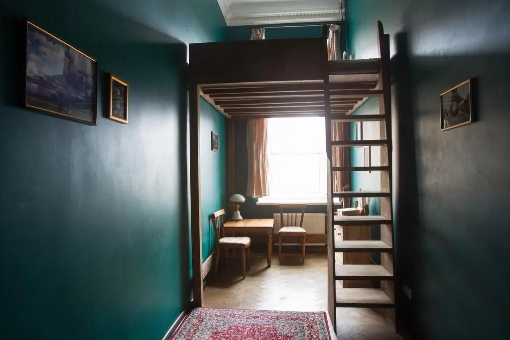 Санкт-Петербург: Хостел Travellers Palace