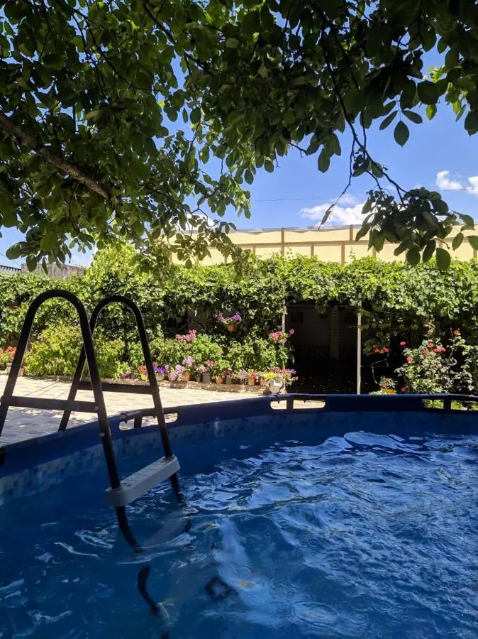 Джубга: Chernomorskaya Loza Guesthouse