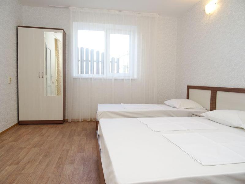 Витязево: Guest house Otdyh u Marii