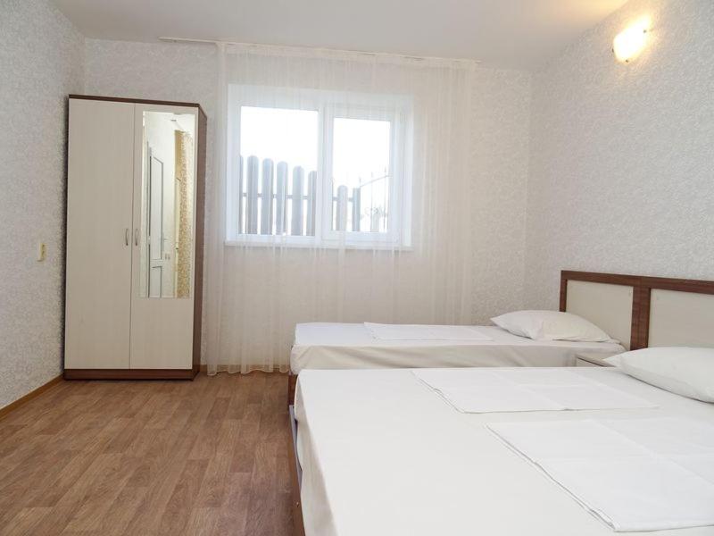 Витязево: Guest house Otdyh u Marii