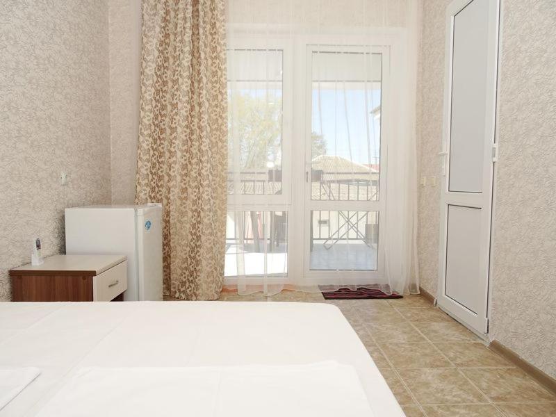 Витязево: Guest house Otdyh u Marii