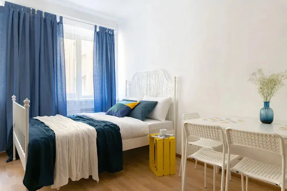 Санкт-Петербург: Welcome Home Apartments Millionnaya 9