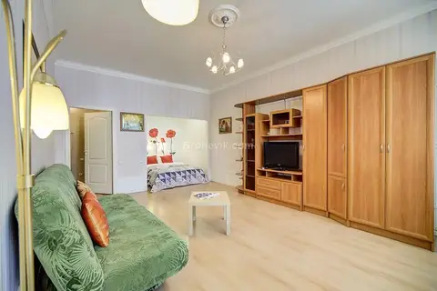 Welcome Home (Вэлком Хоум) на набережной реки Мойки 14 — фото 1