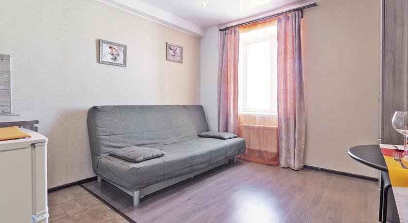 Санкт-Петербург: VezdeArenda on prospekt Slavy 51
