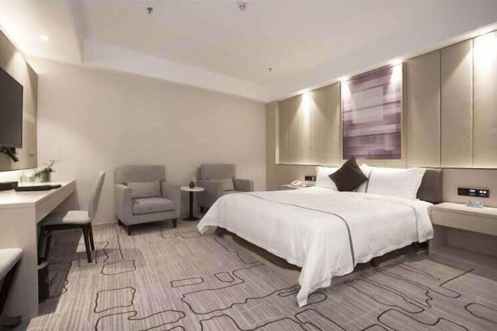 Шэньчжэнь: Shenzhen Bay Emerald Passion Man Hotel