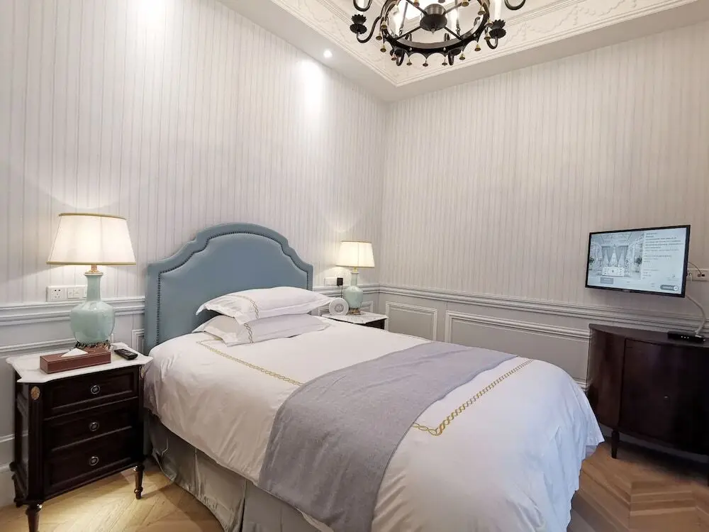 Ханчжоу: Lvcheng Taohuayuan Huanglong Hotel