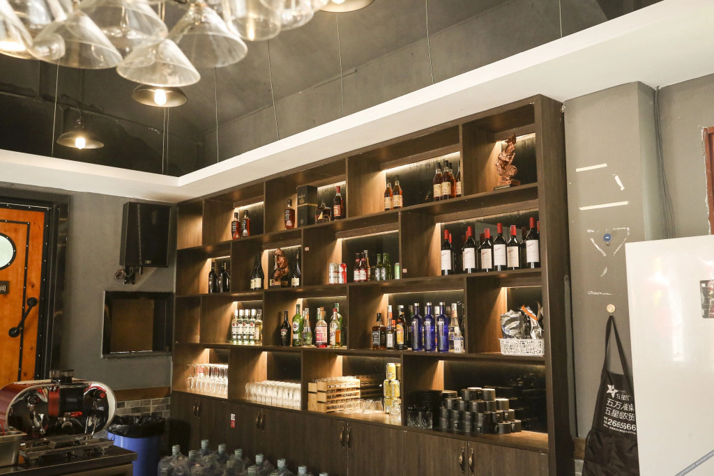 Цзиньлун: Qiaofeng Xingzilin Hotel