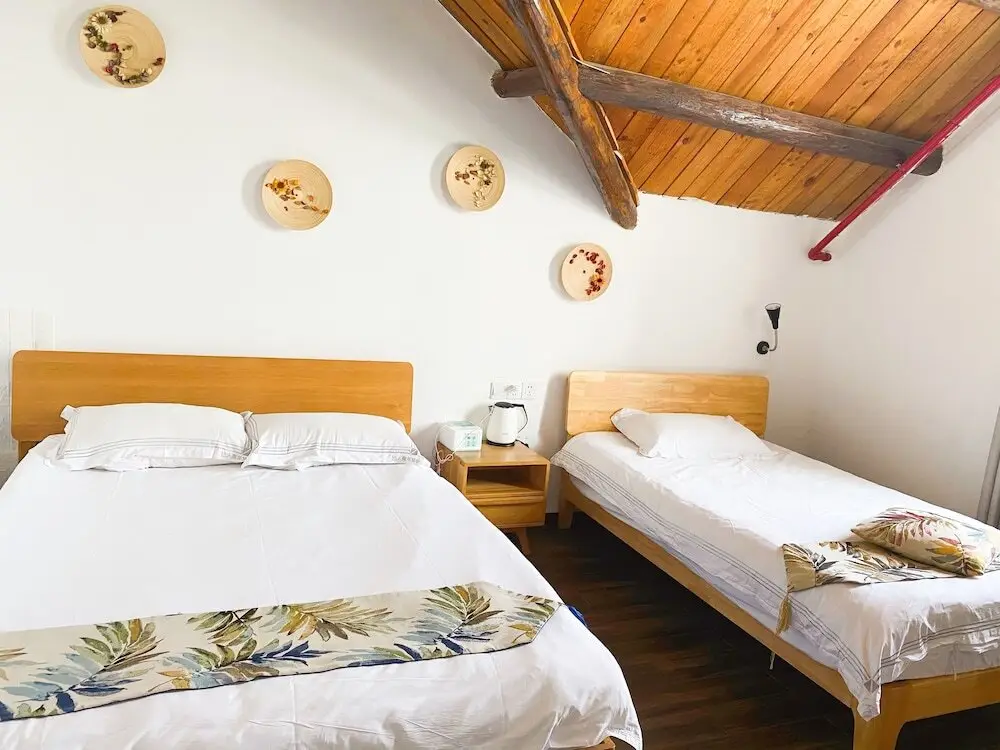 Шанхай: Jessie And Sissy Garden