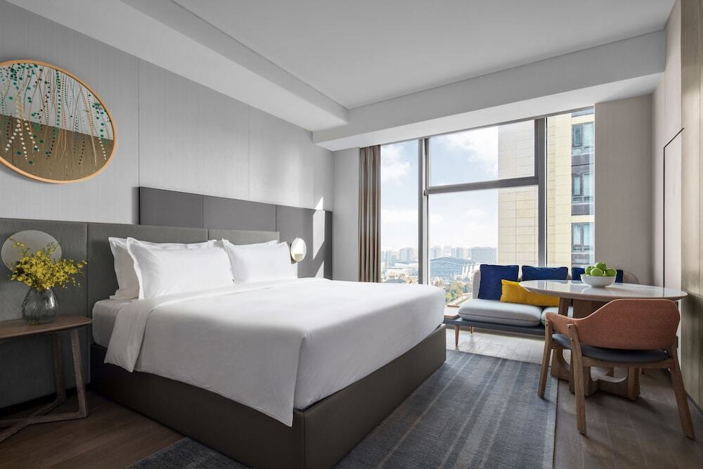 Ханчжоу: Vignette Collection Hangzhou Huaxia Center Hotel, an IHG Hotel