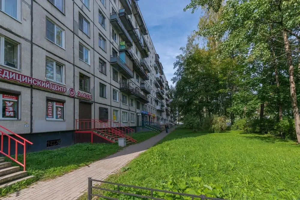 FlatHome24 on Bolshevikov 25 — фото 1