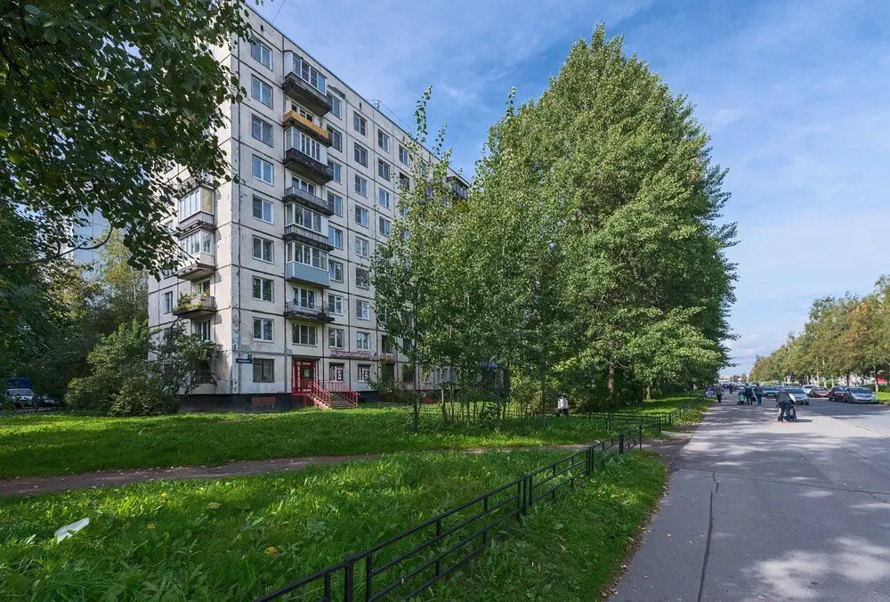 Санкт-Петербург: FlatHome24 on Bolshevikov 25