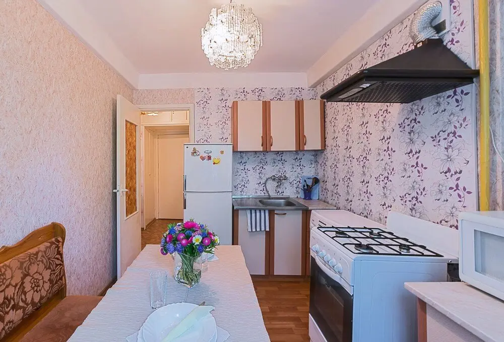 Санкт-Петербург: FlatHome24 on Bolshevikov 25