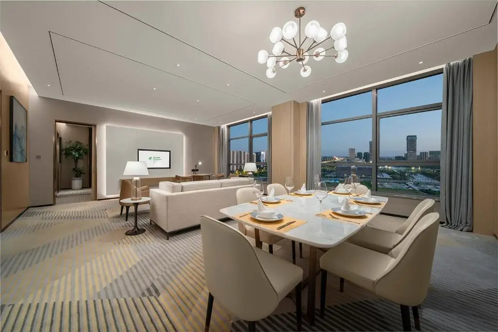 Фуян: Holiday Inn Fuyang, an IHG Hotel