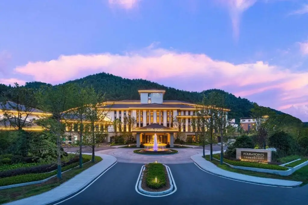 Ханчжоу: Four Points by Sheraton Qiandao Lake Hangzhou