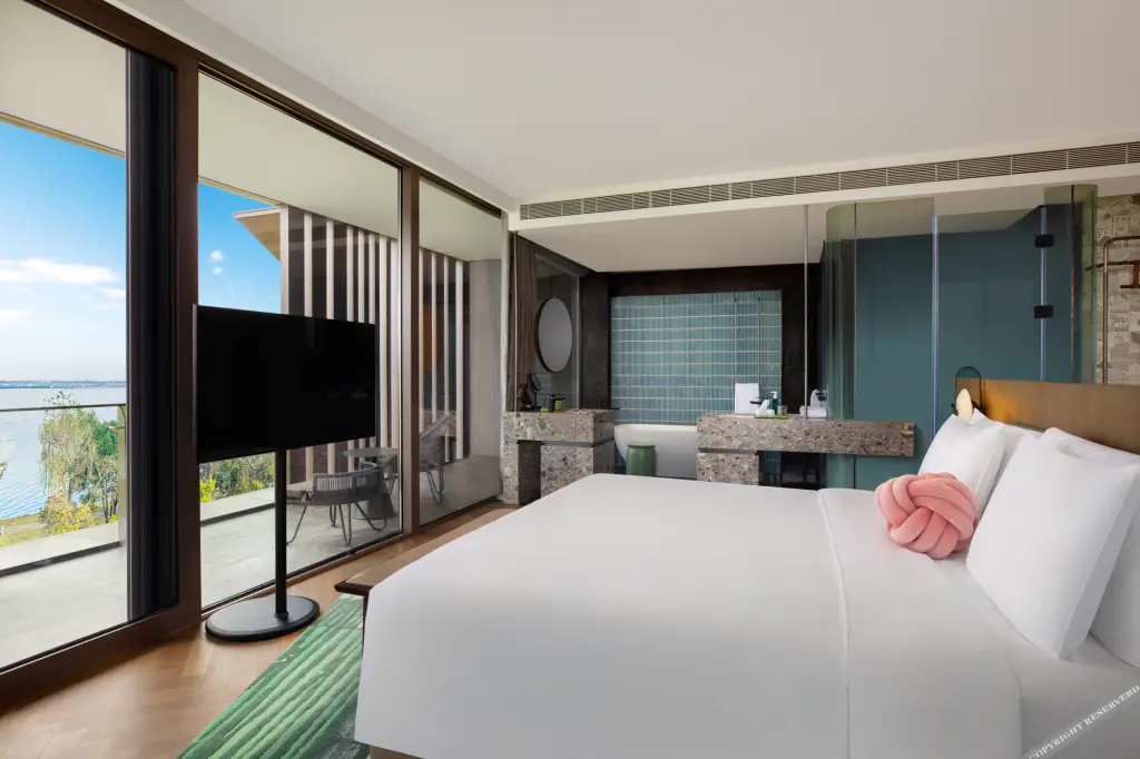 Шанхай: Hotel Indigo Suzhou Yangcheng Lake, an IHG Hotel