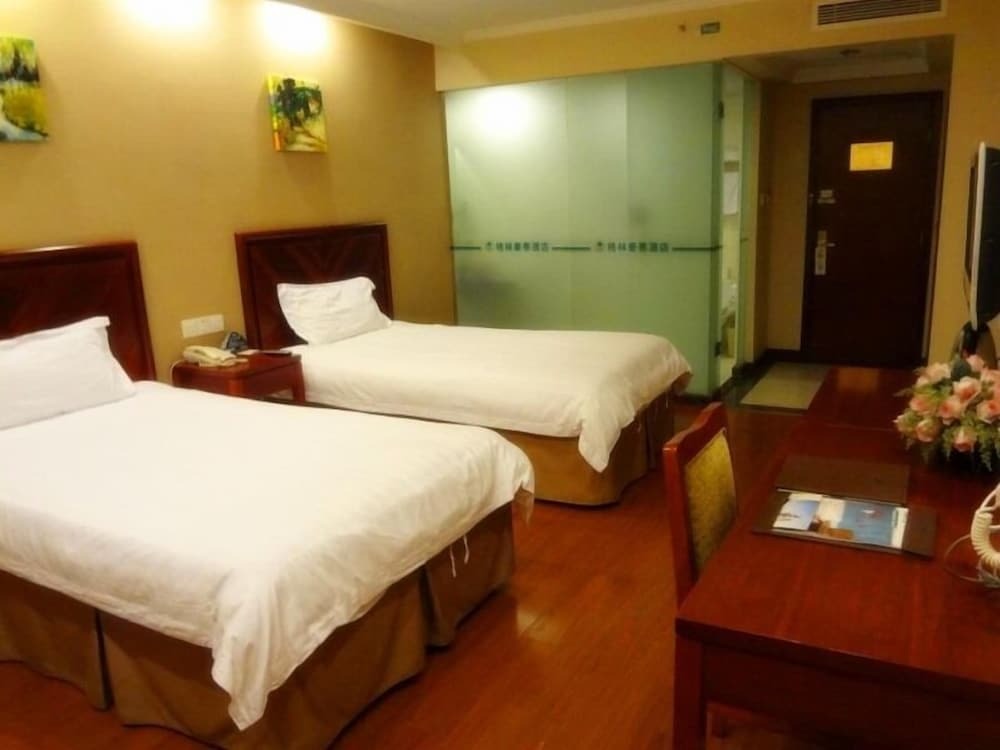 Наньтун: GreenTree Inn Nantong Chongchuan District Tongjing Avenue Jiaoyu Road Business Hotel
