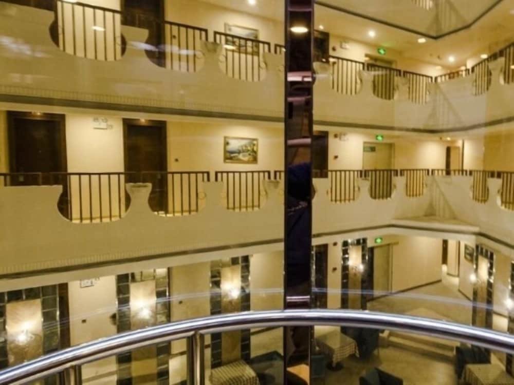 Шэньчжэнь: Greentree Inn Shenzhen Futian