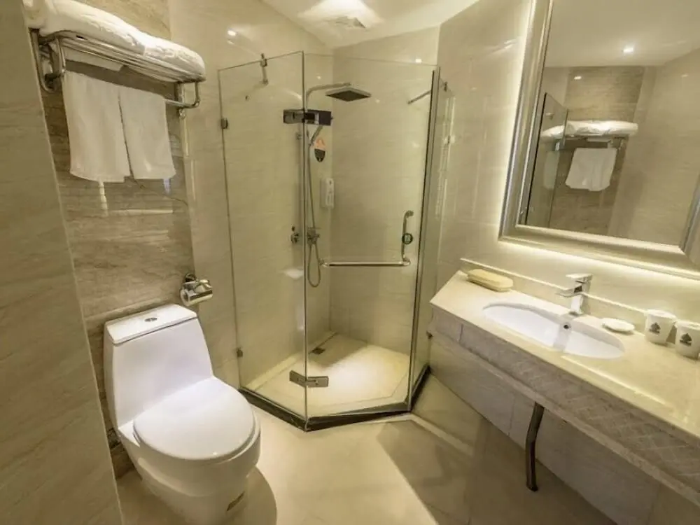 Шэньчжэнь: Greentree Inn Shenzhen Futian