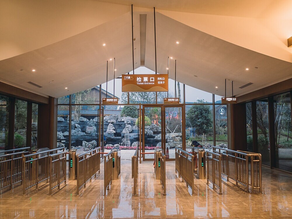 Leisure Tourism Resort Narada Guilin — фото 1