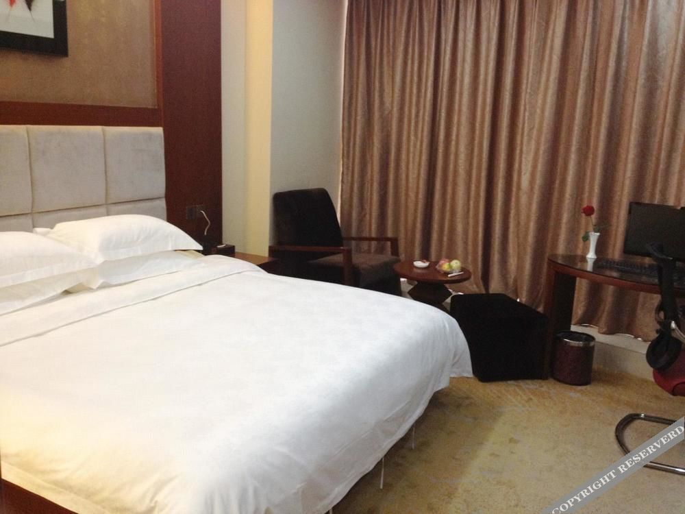 Куньмин: Kunming Jiuan Hotel