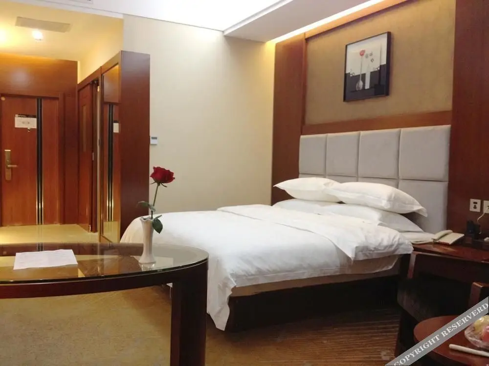 Куньмин: Kunming Jiuan Hotel
