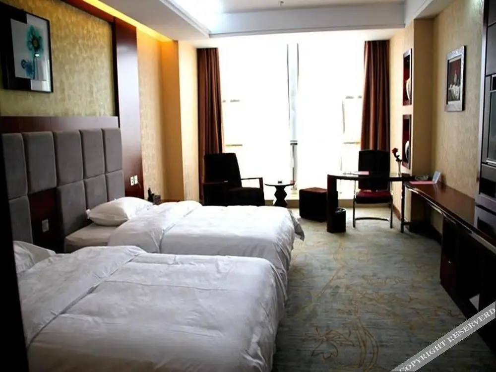 Куньмин: Kunming Jiuan Hotel