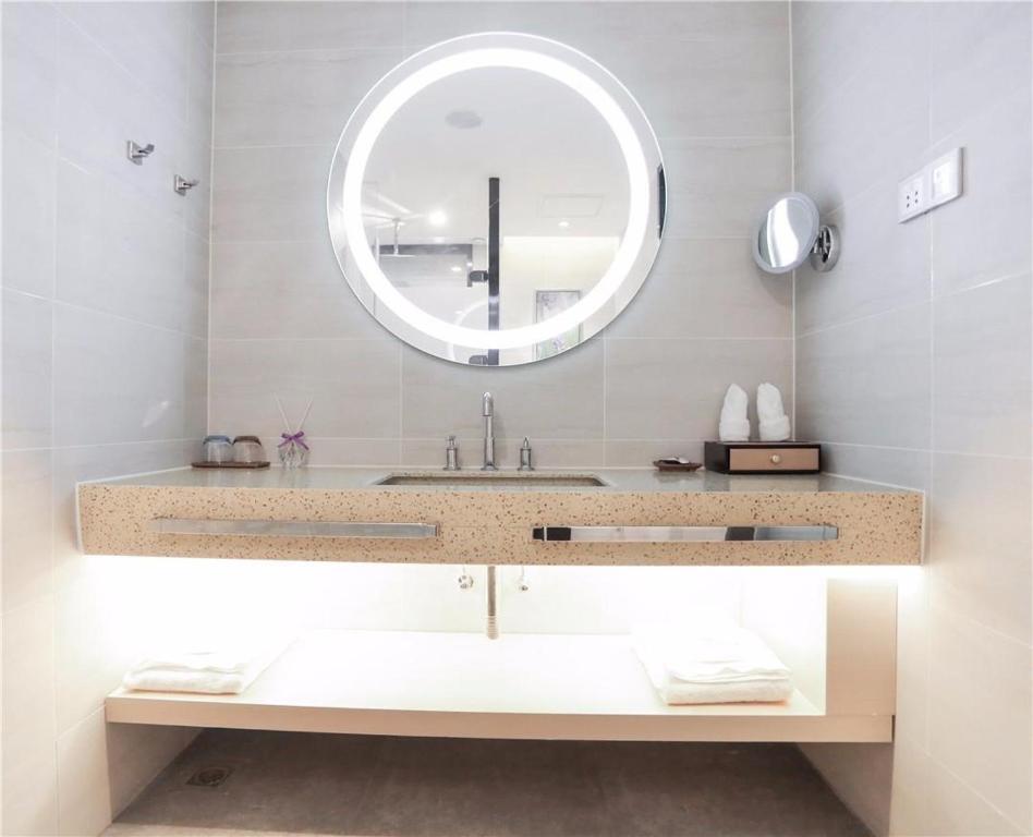 Шицзячжуан: Lavande Hotel Shijiazhuang North China Main Street Zhongchu Plaza