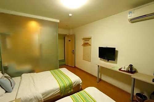Тяньцзинь: Pai Hotel Tianjin Xian Shui Gu Yuetan Shopping Center