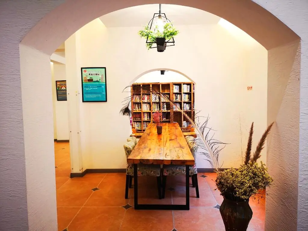 Ханчжоу: Qiandaohu Blue Mountain Youth Hostel