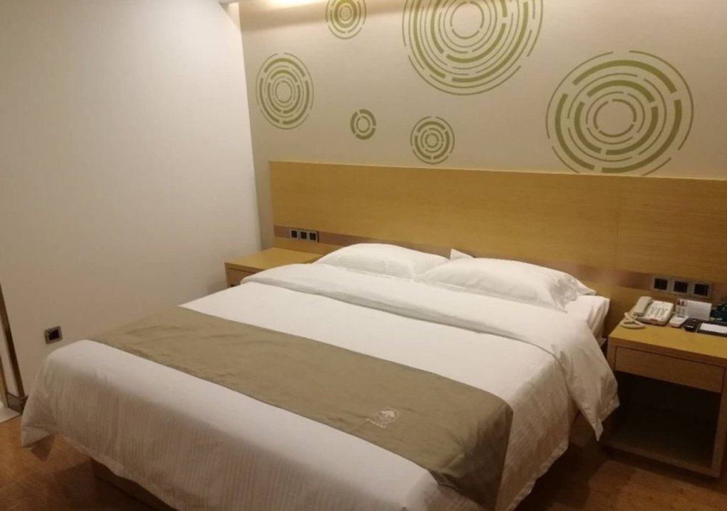 Шанхай: GreenTree Inn Suzhou Kunshan Dongcheng Road International Exhibition Express Hotel