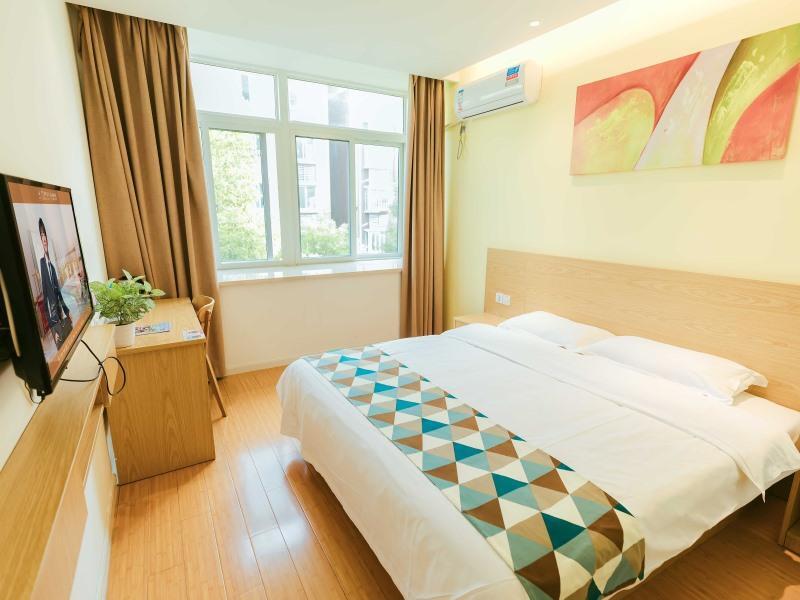 Шанхай: GreenTree Inn Shanghai Jiading North Metro Station Shuping Road Shell Hotel