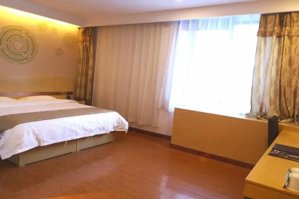 Пекин: GreenTree Inn Beijing Tongzhou District Ciqu Subway Station Express Hotel