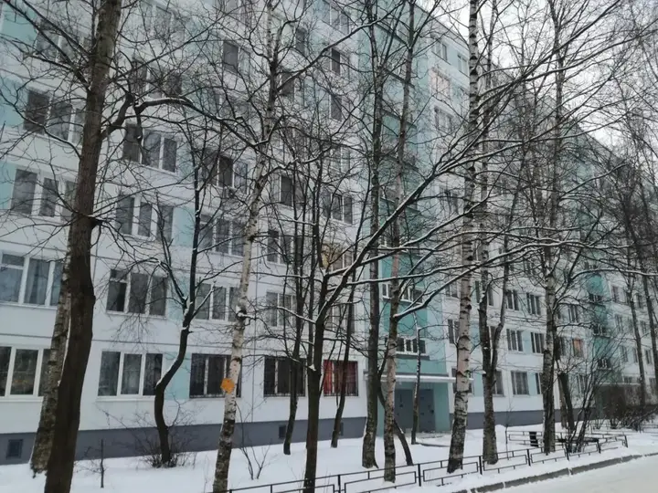 Санкт-Петербург: VAMkNAM Dybenko 25/3