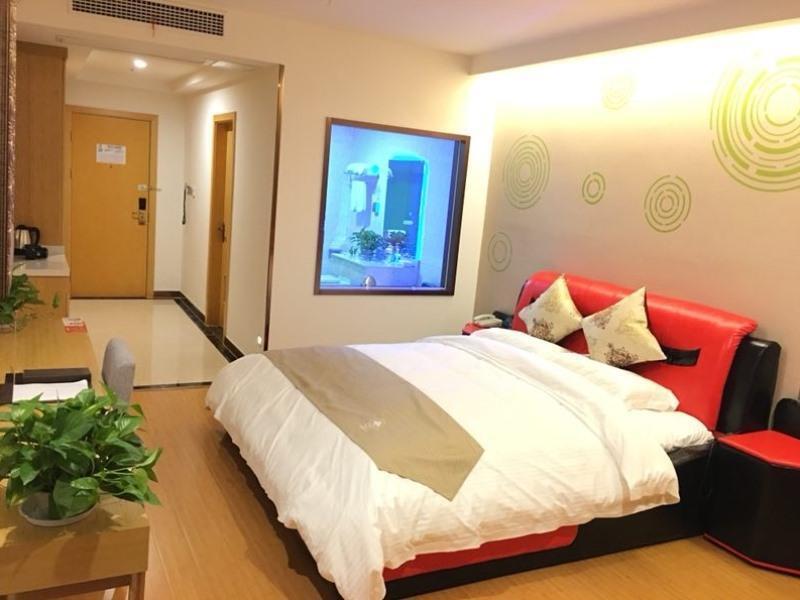 Наньтун: GreenTree Inn Nantong University Industrial Expo City Express Hotel