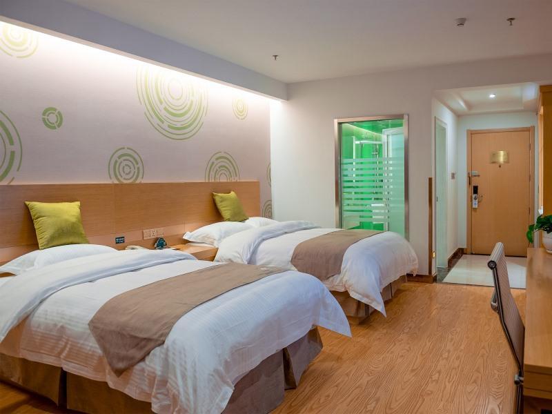 Чжанцзяган: GreenTree Inn Suzhou Zhangjiagang Tangshi Town Yangzi Road Express Hotel
