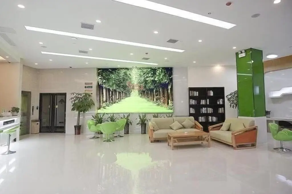 Хэфэй: Vatica Hefei Maanshan Road Lvdiyinghai Zhugang Metro Station Hotel