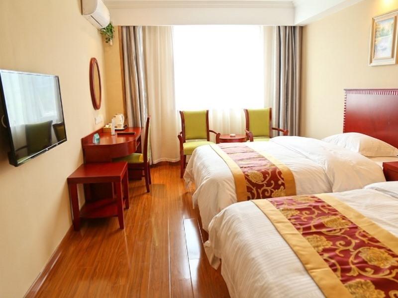 Уси: GreenTree Inn  Wuxi New District Hongshan Town Business Square Shell Hotel