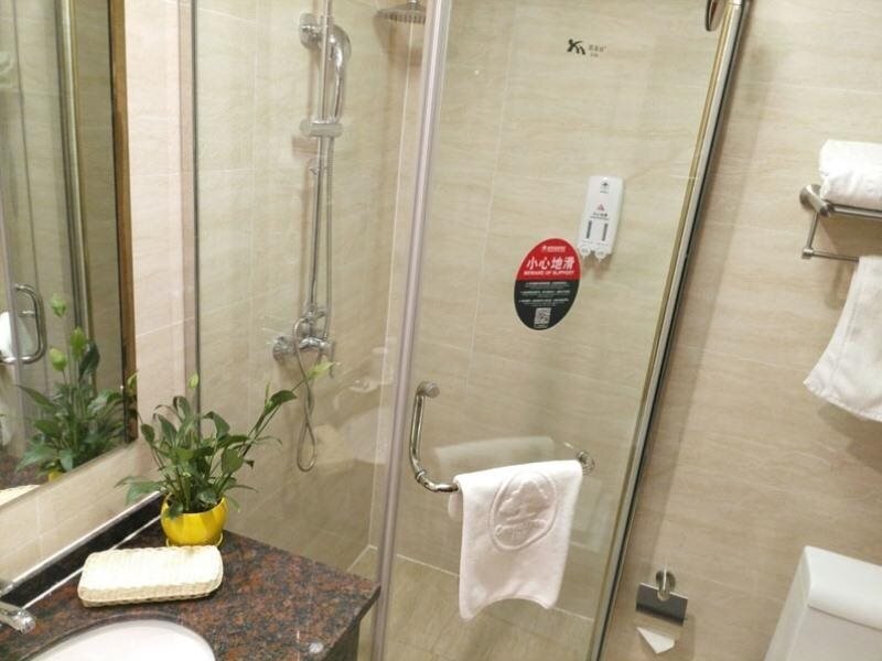 Шанхай: GreenTree Inn Suzhou KunShan Beimen Road Mujucheng Express Hotel