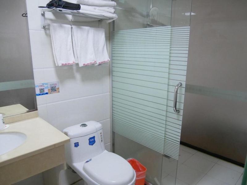 Нинбо: Shell Ningbo Yuyao Ditang Town Hotel